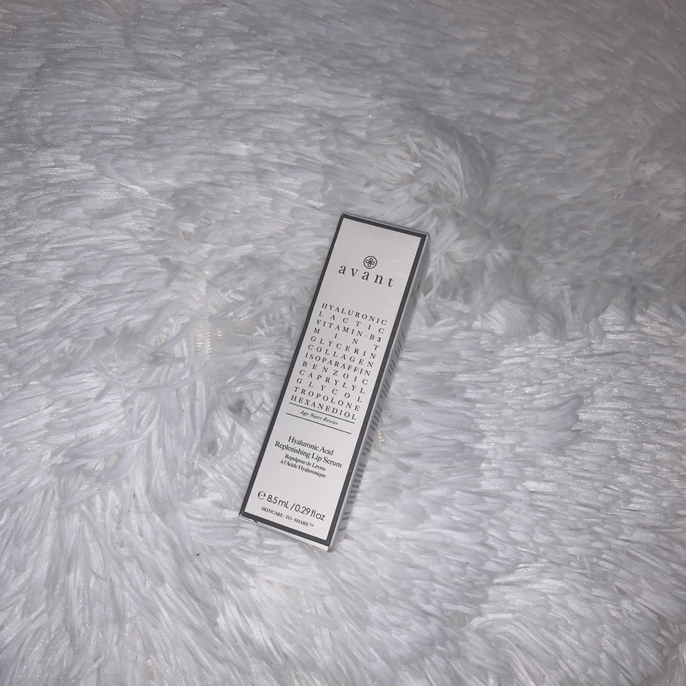 Lip Serum